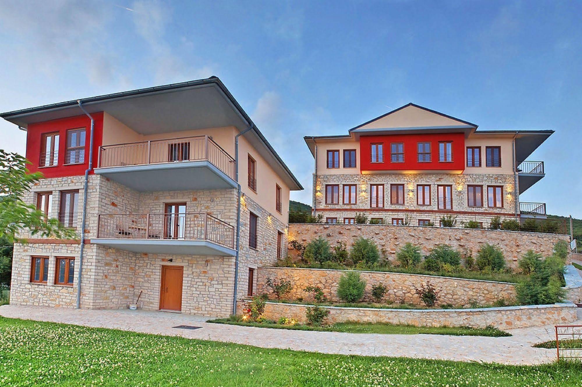 Arktos Hotel Ioannina Exterior foto